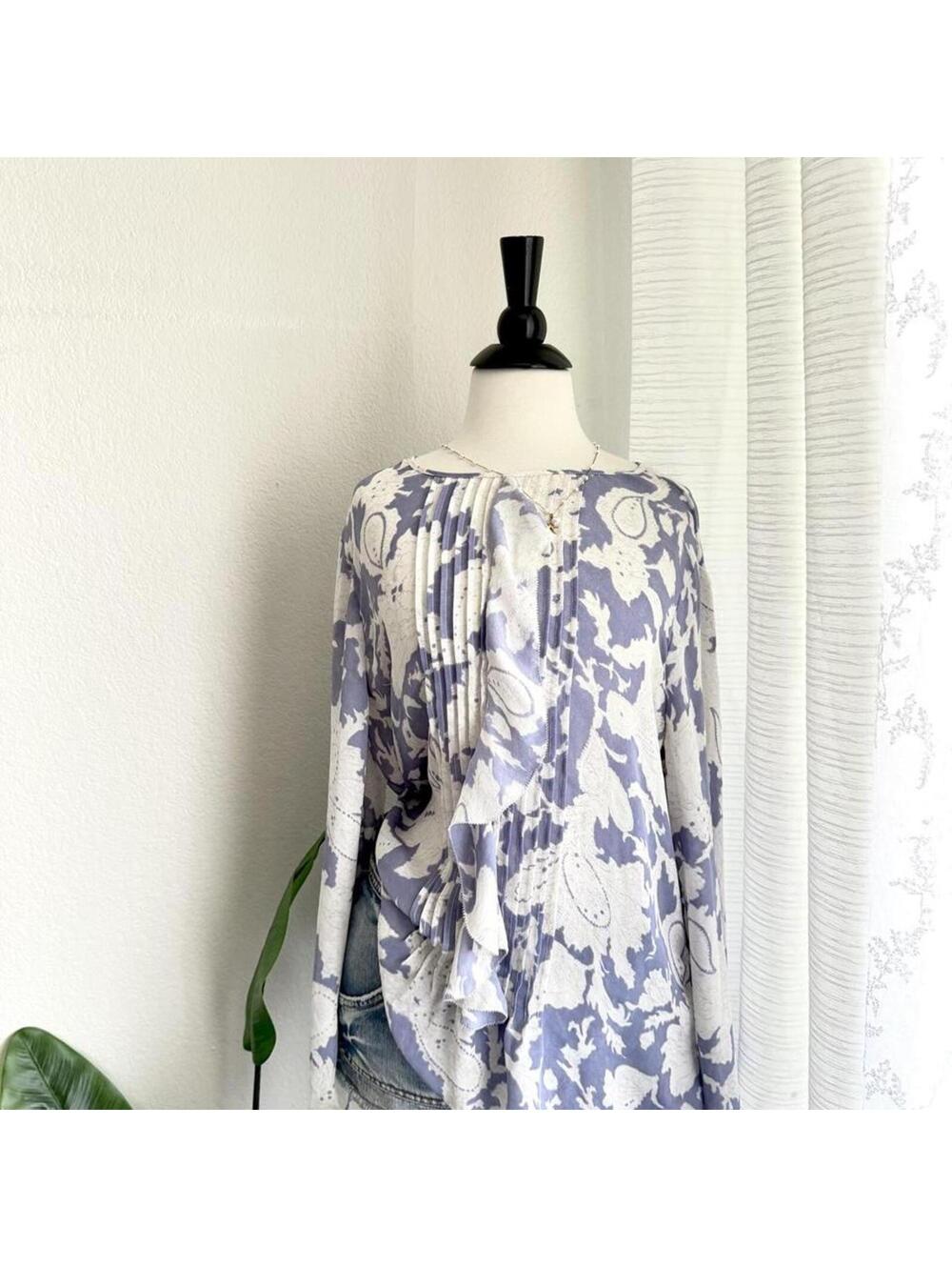 Banana Republic Lavender Floral Boho Top